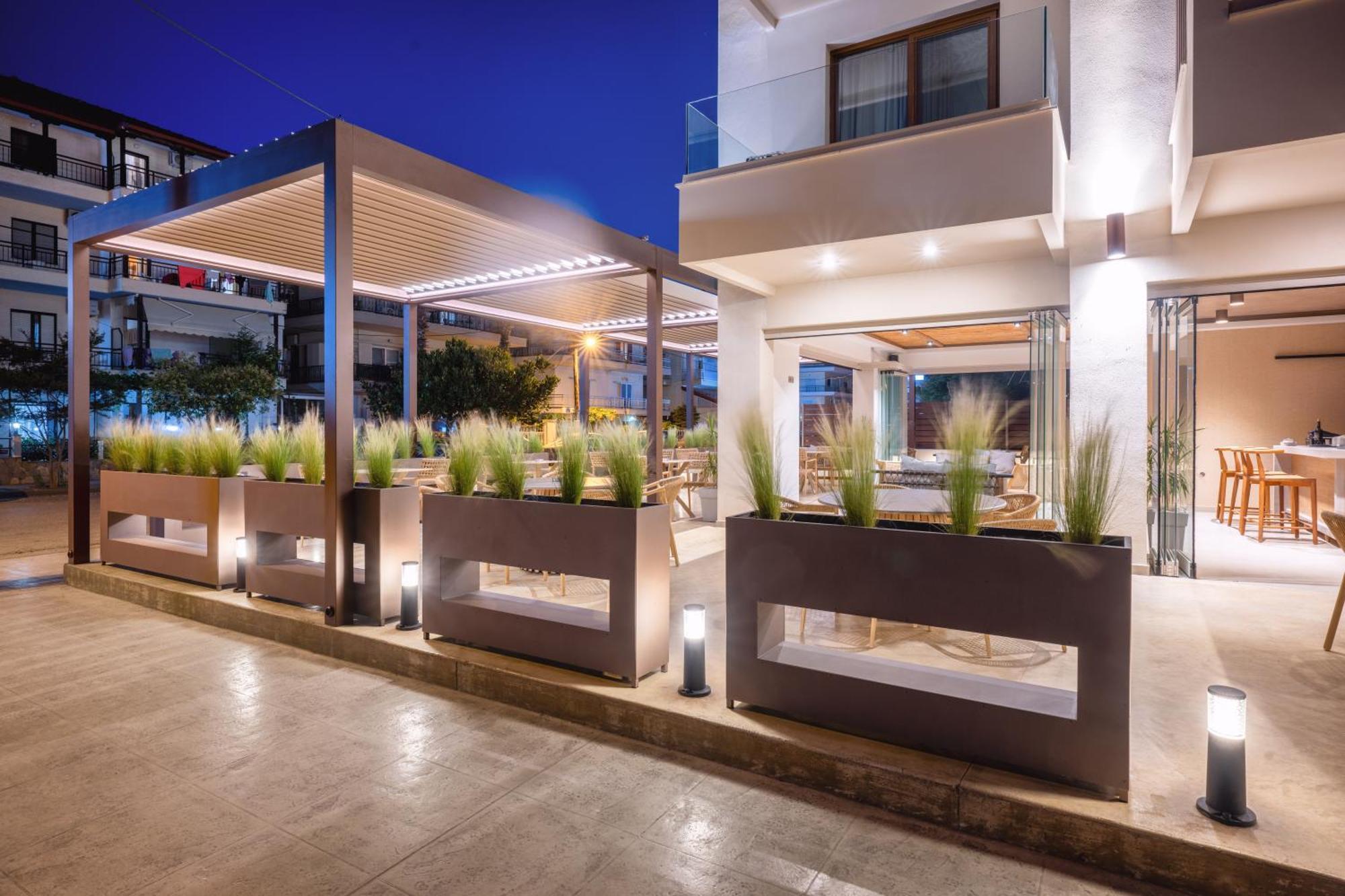 Aparthotel Pantheon Sea View Nei Pori Zewnętrze zdjęcie