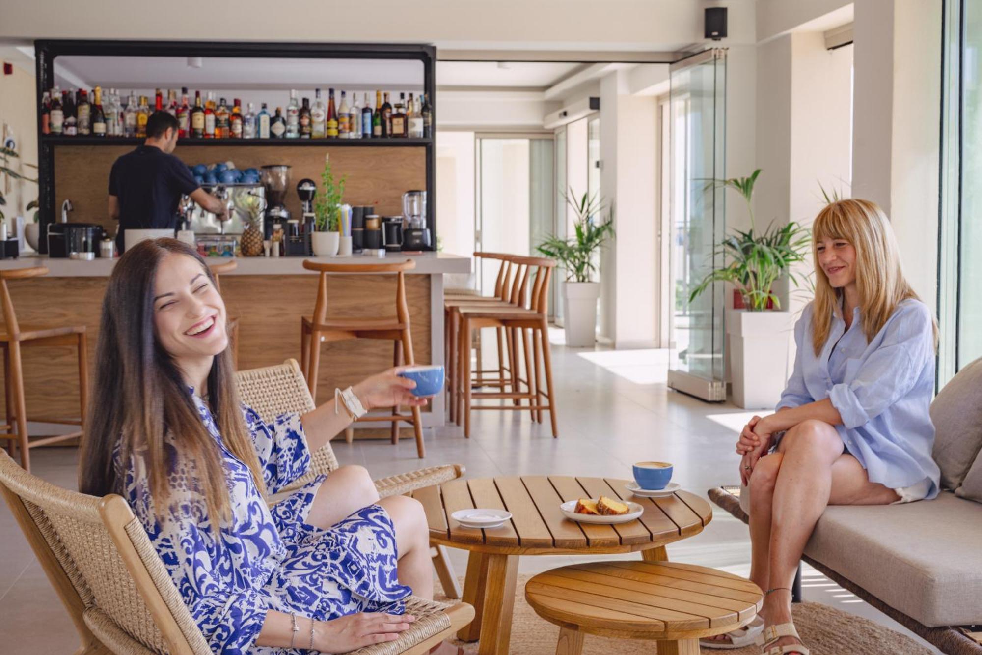 Aparthotel Pantheon Sea View Nei Pori Zewnętrze zdjęcie
